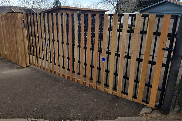 gate38 - A Straight Up Fence Company