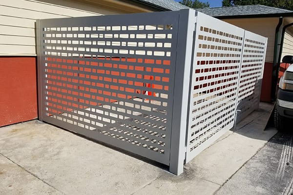 metal16 - A Straight Up Fence Company