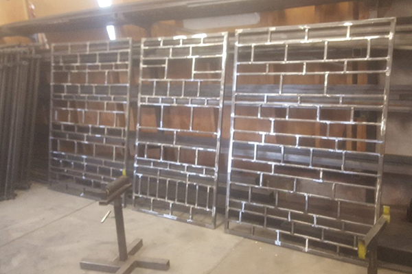 metal43 - A Straight Up Fence Company